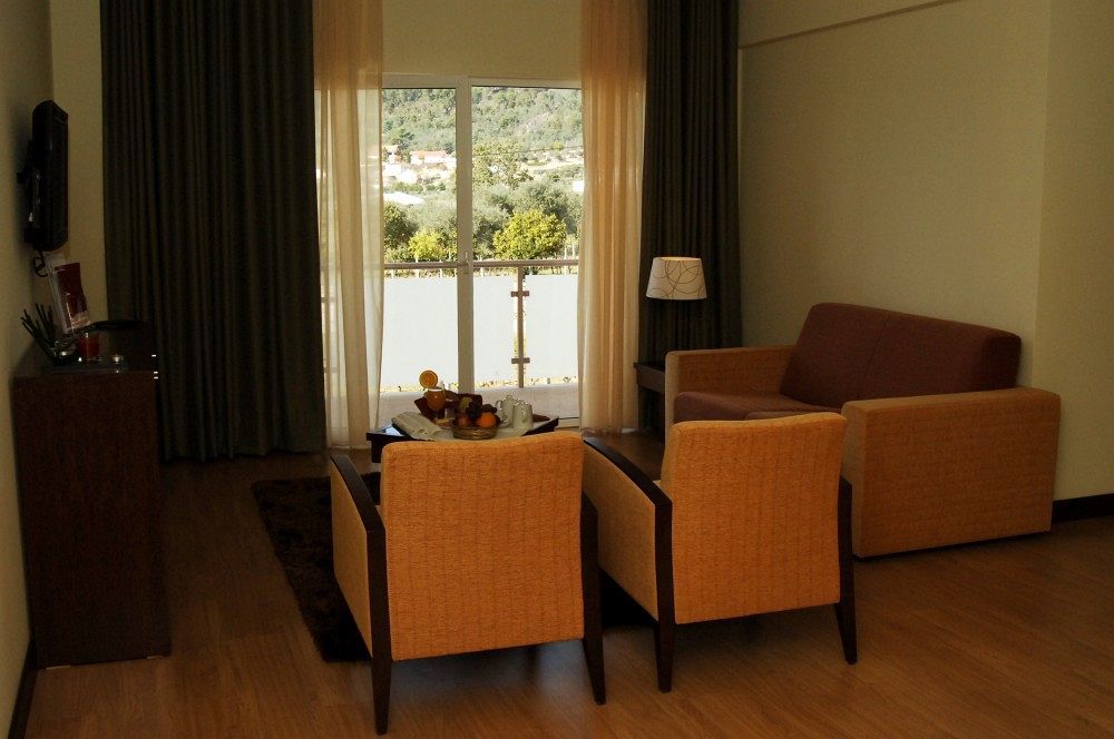 Palace Hotel & Spa Termas De Sao Tiago 페나마코르 외부 사진