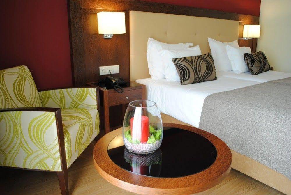 Palace Hotel & Spa Termas De Sao Tiago 페나마코르 외부 사진